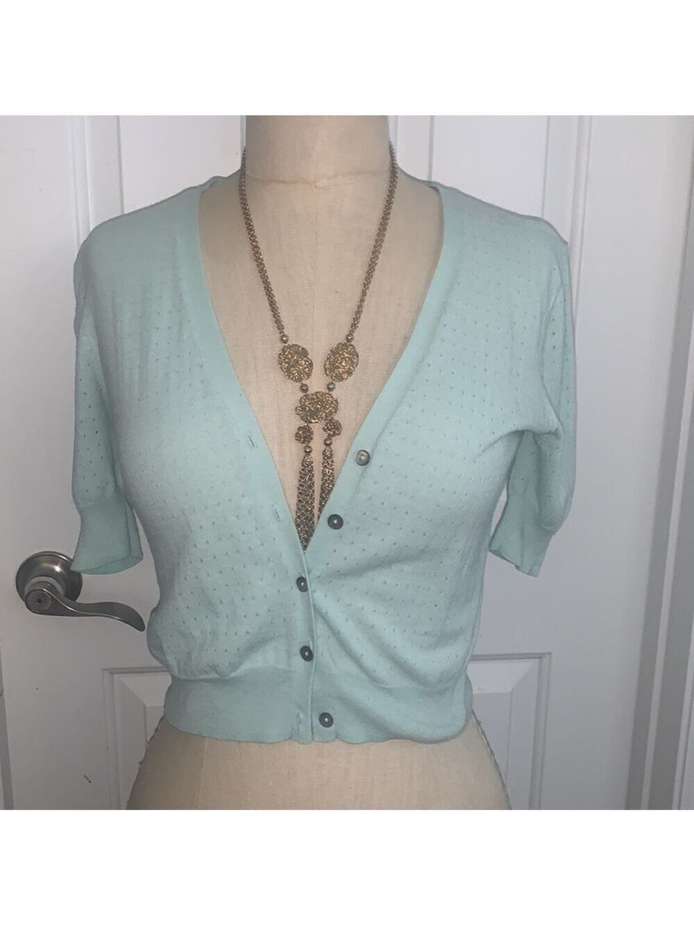 Mango~ cropped sweater top- XL but it’s tiny! - Picture 2 of 6